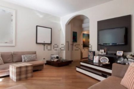 Villetta con giardino, zona fiera milano